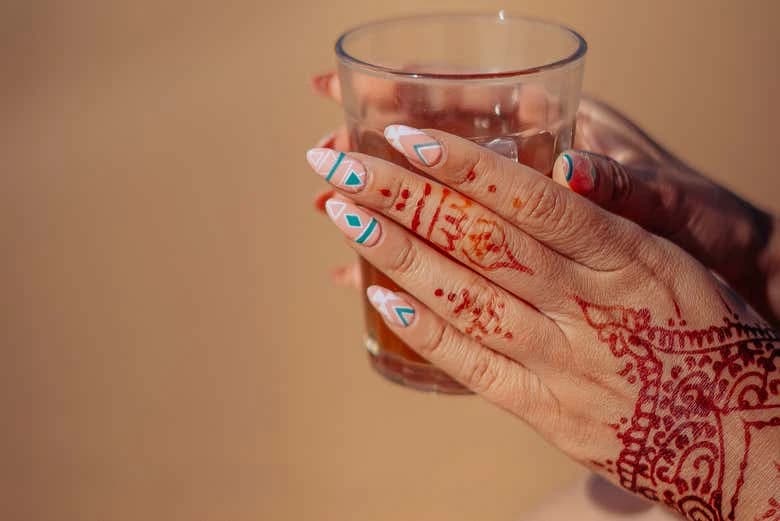 Henna Workshop in Merzouga - Image 4