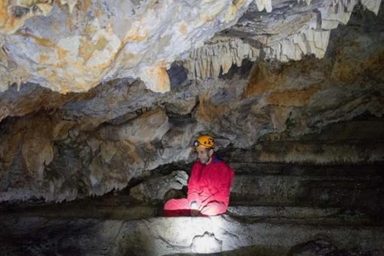 Private Knadel Cave Tour - Image 4