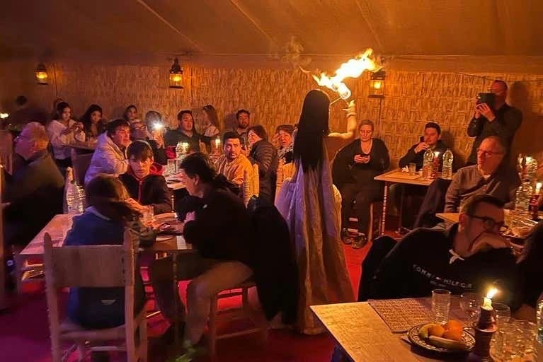 Jantar e Show no Deserto de Agafay - Image 2