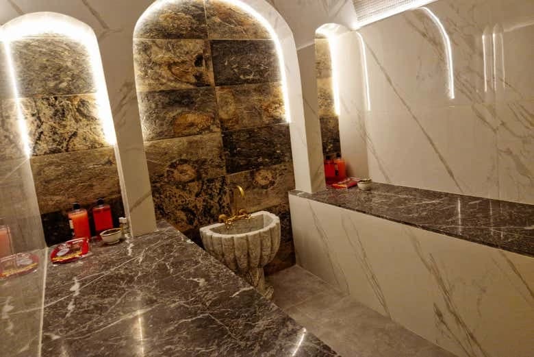 Bath and Massage in a Traditional Hammam Spa & Riad - Image 4