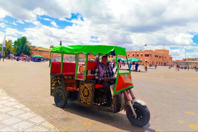 Visite privée en tuk-tuk à Marrakech - Image 8
