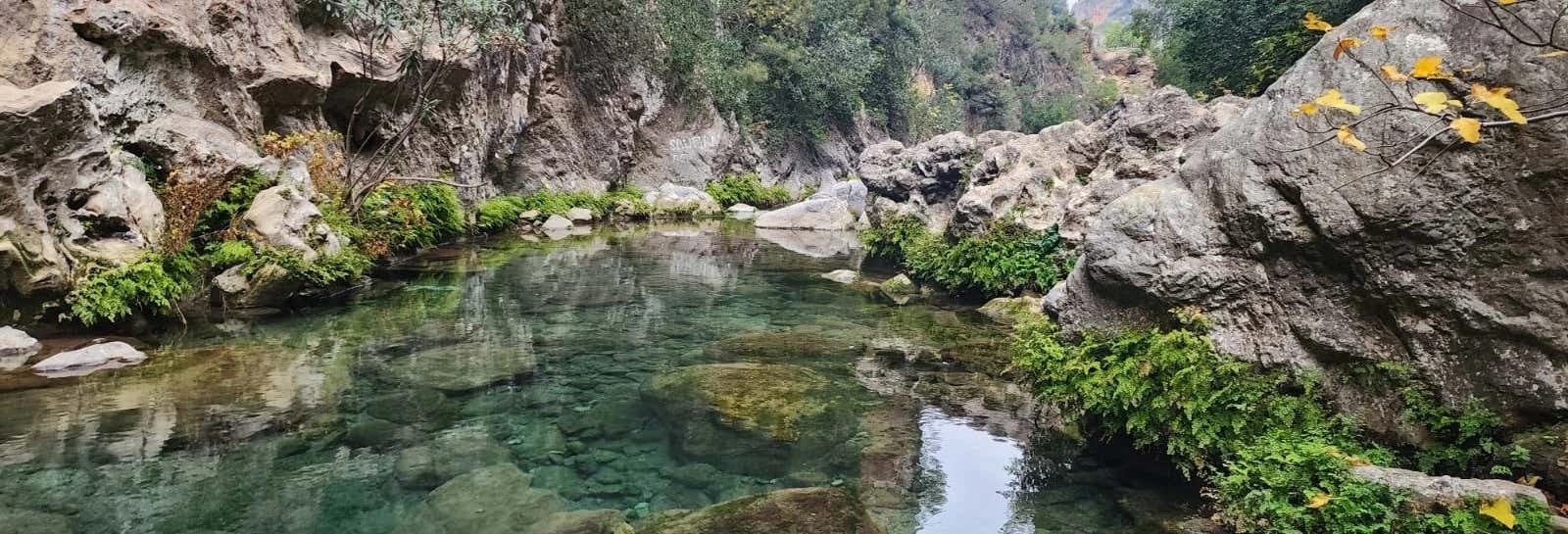 Excursão de Um Dia pelas Cachoeiras do Parque Nacional Chefchaouen & Akchour